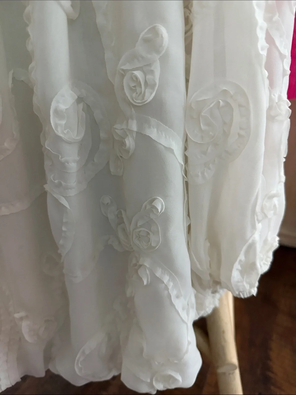 Max Edition White Ruffled Peasant Top - Picture 3 of 4